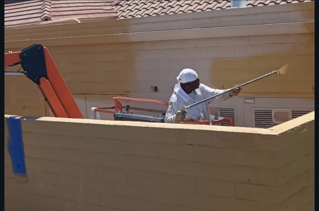 Professional Brick Enclosure Spray Application in Colton, CA